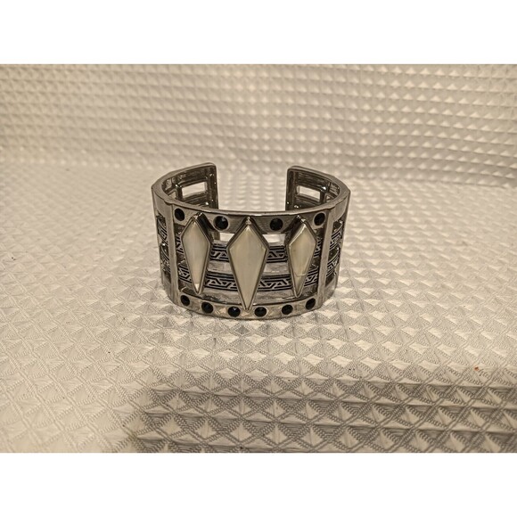 Disney D23 Expo 2022 Marvel Black Panther Metal Cuff Bracelet New - Picture 8 of 8